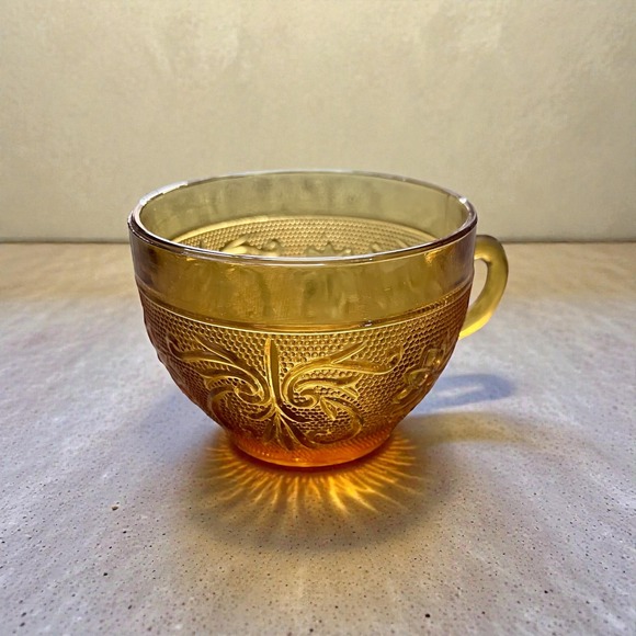 Indiana Glass Other - Vintage Indiana Tiara Glass Amber Sandwich Pattern Teacup Set of 4